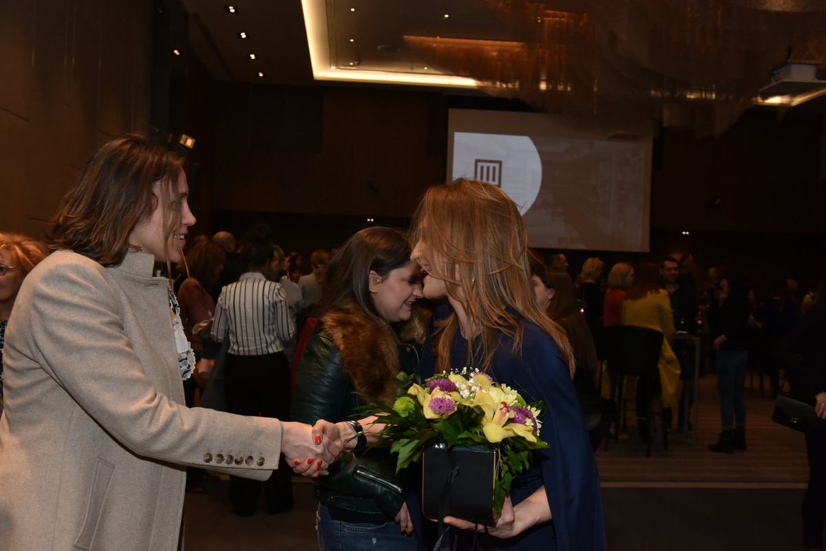Авторите Катерина Ангеловска и Др. Радован Витошевиќ ја промовираат книгата Будење на свеста, февруари 2019
