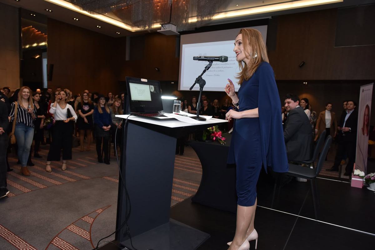 Др. Радован Витошевиќ и MSc Катерина Ангеловска на промоцијата на книгата Будење на свеста, Скопје, 2 февруари 2019